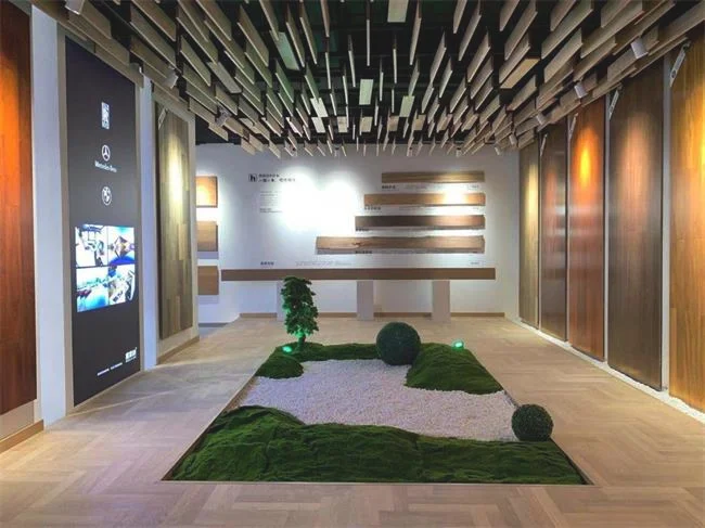富家利实木地板全新展厅